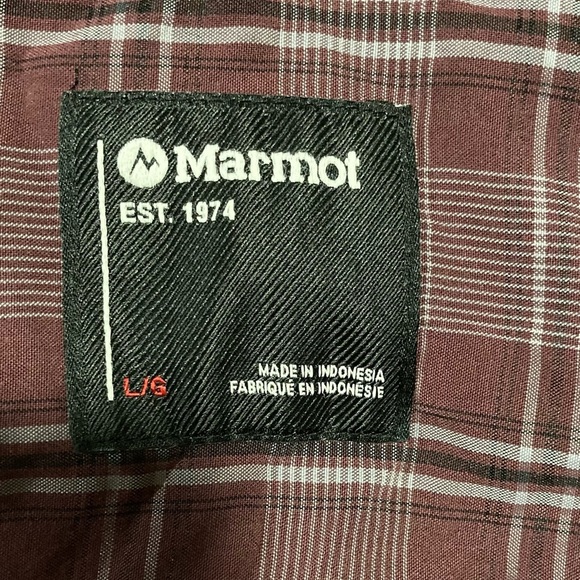 Marmot Eldridge Short-Sleeve Shirt in Whiskey Brown | UV Protection - Picture 11 of 16